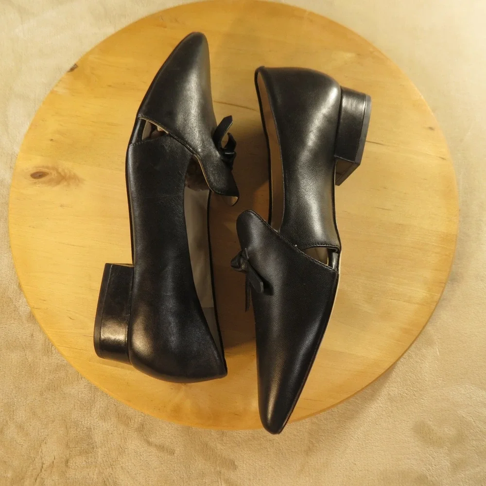 Cole Haan Grand Ambition Loafers Womens 8.5 Black Leather Bow Pointed Toe Flat